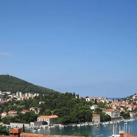 Angela Dubrovnik